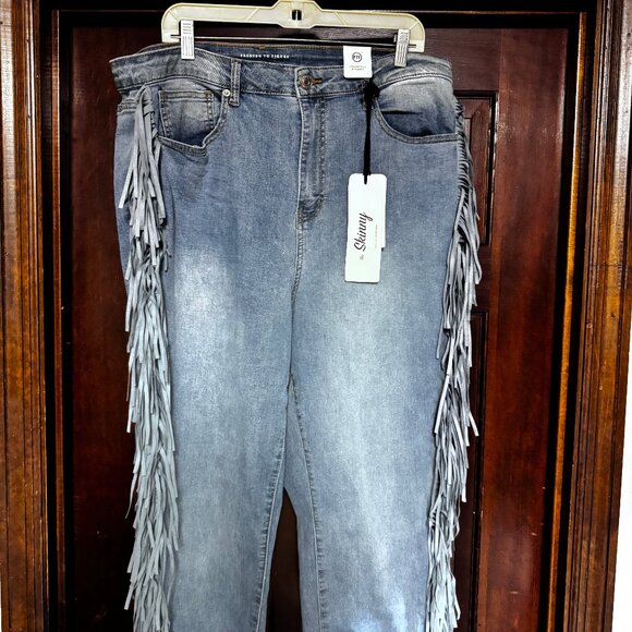 FTF Fashion To Figure 👖 Fringe Jeans -The Skinny Size 20 NWT - Picture 2 of 4